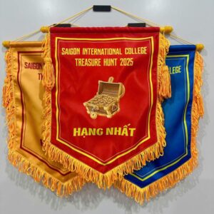 Cờ lưu niệm sự kiện trường học