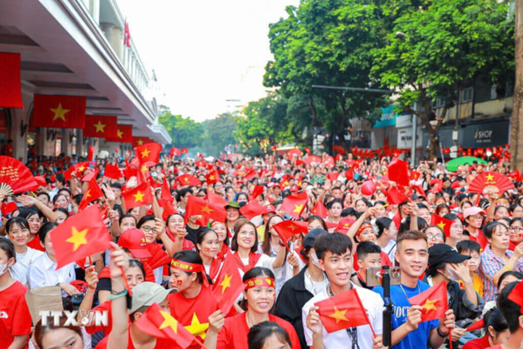 Cờ cầm tay cổ vũ