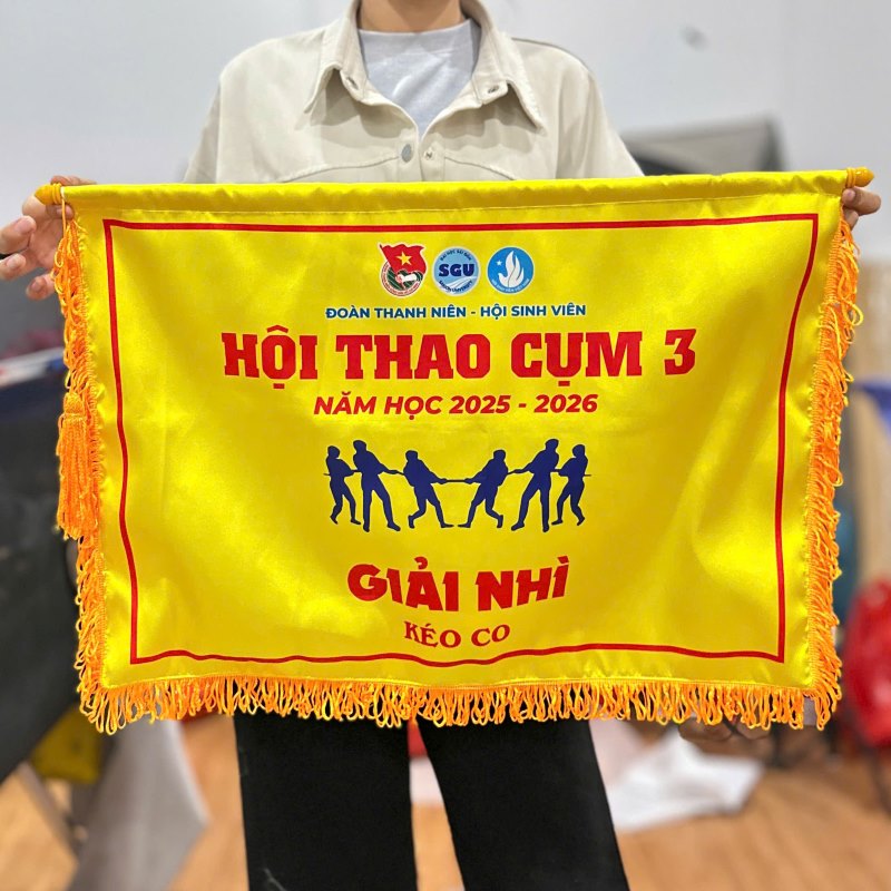 Cờ hội thao sinh viên lưu niệm in theo yêu cầu