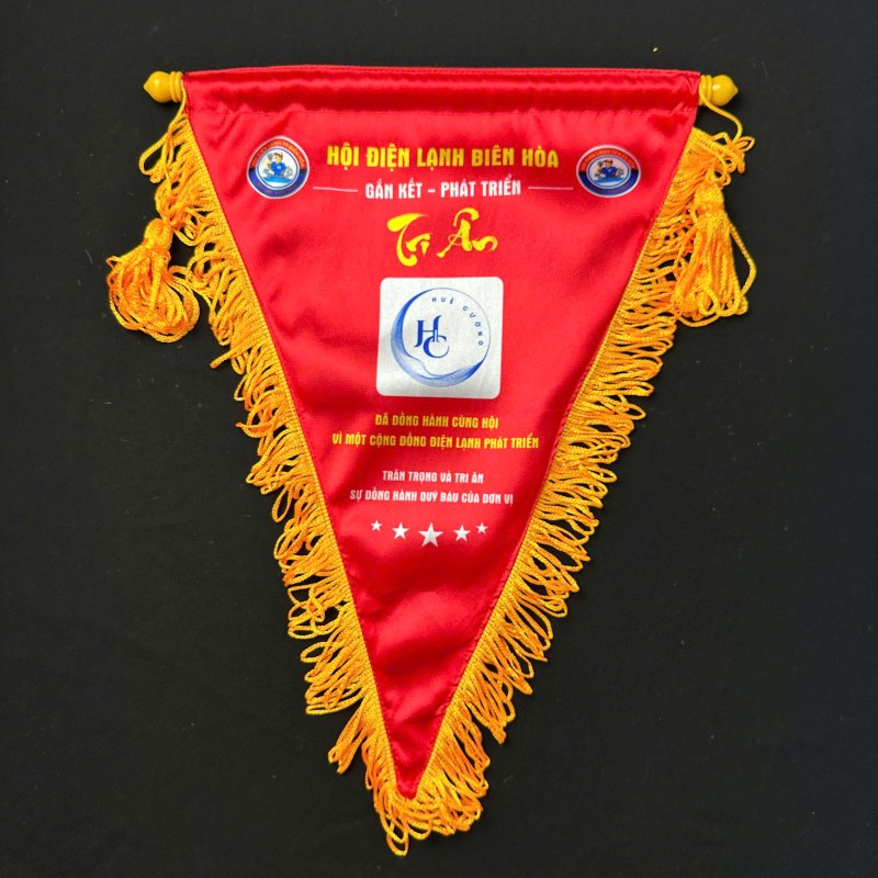 Cờ tri ân nhà tài trợ, nhà đầu tư, doanh nghiệp - Ảnh 2