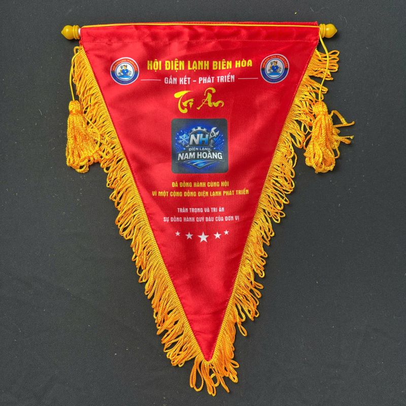 Cờ lưu niệm tri ân doanh nghiệp