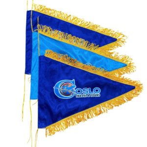 In cờ dẫn đoàn du lịch giá rẻ theo yêu cầu