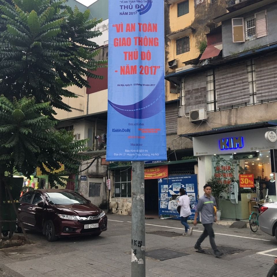 Cờ tuyên truyền